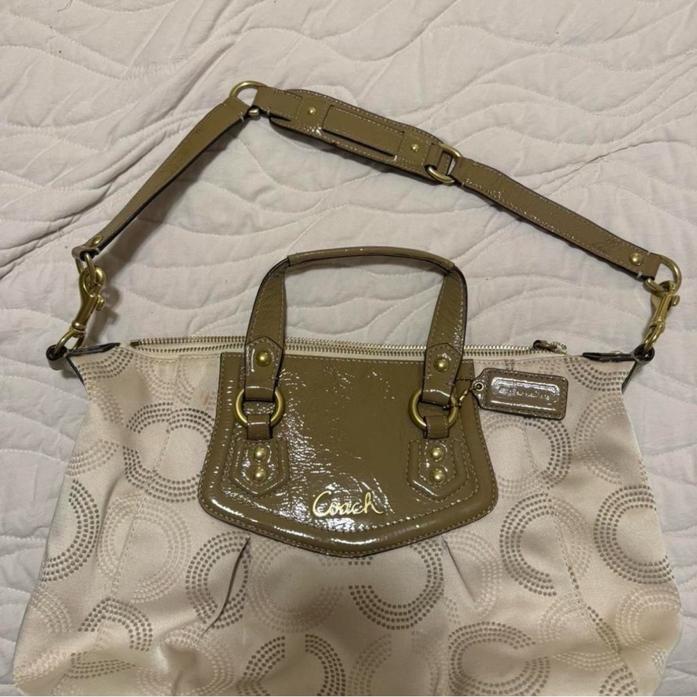 Coach Cream and Tan Shoulder Bag
